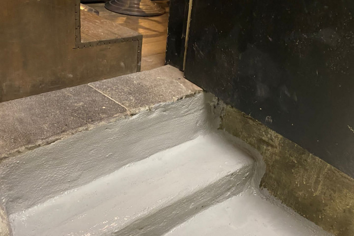 Humidity Kelder Met Boog (17)