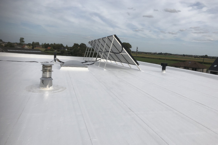 Rcs Cool&protect Dak Met Pv Panelen (9)