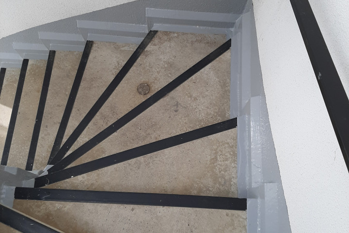 Rcs Afdichten Betontrap (11)