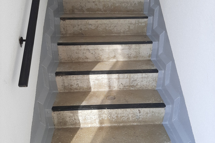 Rcs Afdichten Betontrap (12)